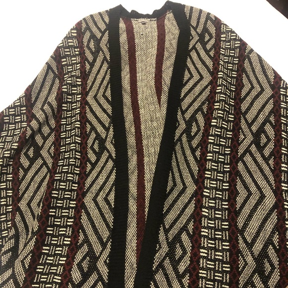 Black/white/burgundy cardigan sweater - Picture 2 of 3